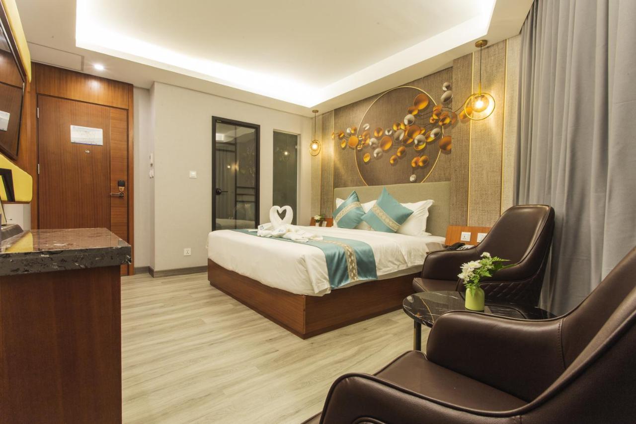 Thapae Twins Hotel Chiang Mai Ngoại thất bức ảnh