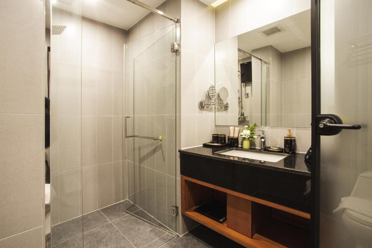 Thapae Twins Hotel Chiang Mai Ngoại thất bức ảnh